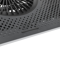 Refroidisseur Gaming WHITE SHARK ICE MASTER RGB 15.6" GCP-33 - Noir